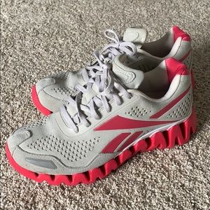 Reebok Women's Zig Flow Running Shoes Size 8
